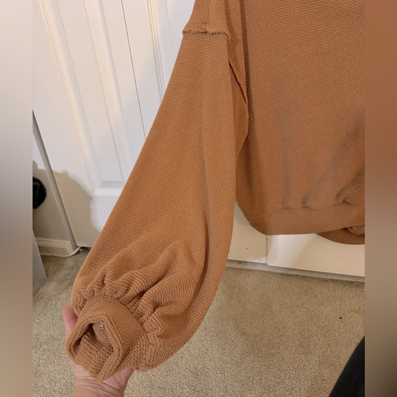 FREE PEOPLE / BEACH HAPPY PULL OVER - Picture 5 of 7